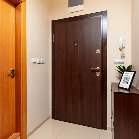 Beautiful In The Heart Of Apartment Plowdiw