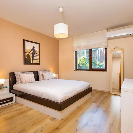 Apartment Beautiful In The Heart Of Plowdiw
